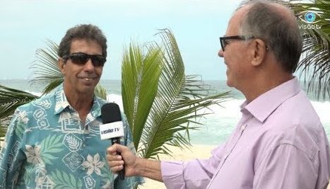 Aroldo Machado entrevista o embaixador do surfe Rico de Souza
