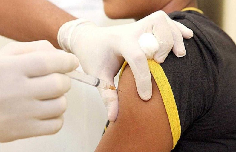 Campanha de vacinação contra o HPV começa nesta terça