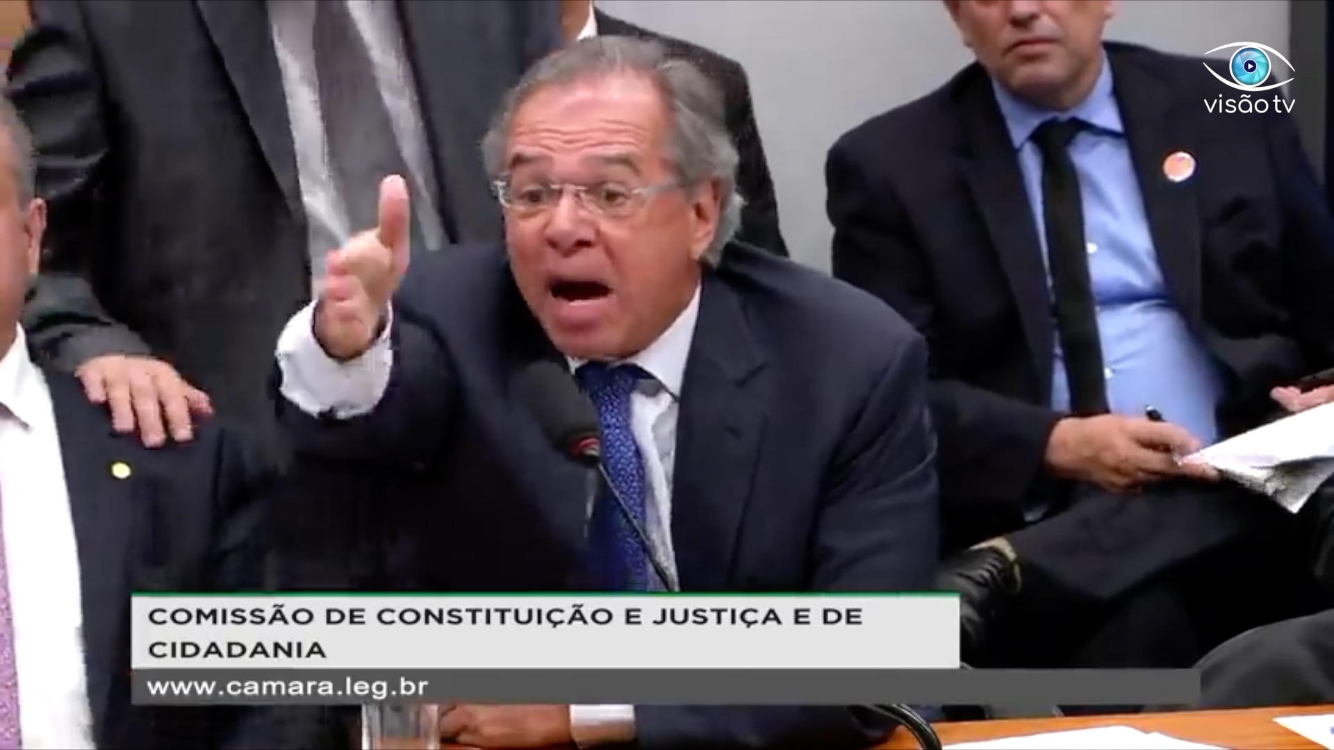 Tumulto na Comissão de Constituição e Justiça da Câmara com Paulo Guedes