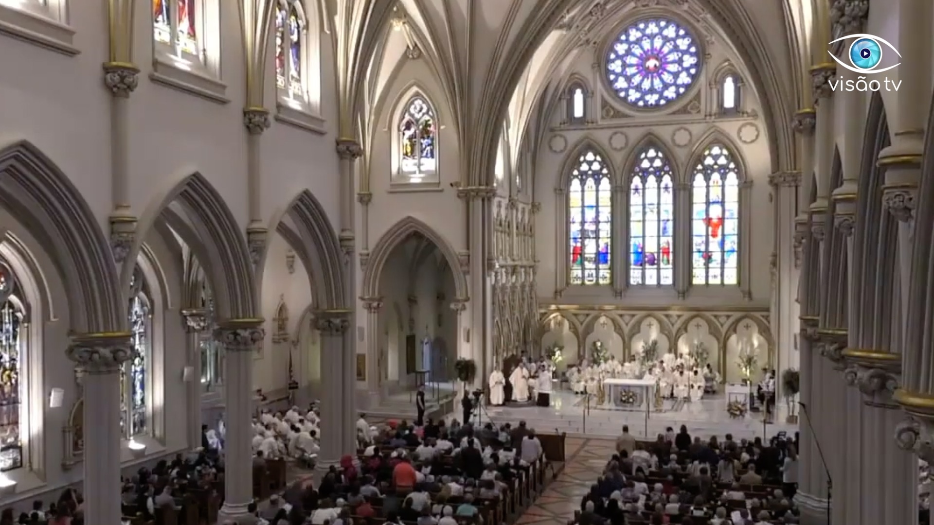 Bispo americano é acusado de encobrir abusos sexuais na Igreja