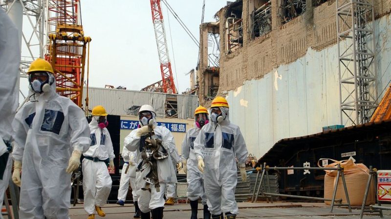 Japão planeja despejar água da usina nuclear de Fukushima no mar