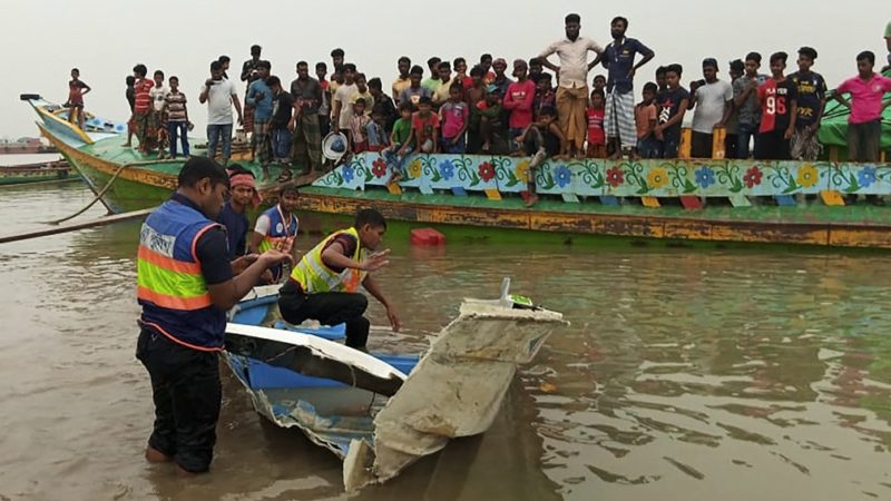 Acidente entre embarcações em rio de Bangladesh deixa 26 mortos