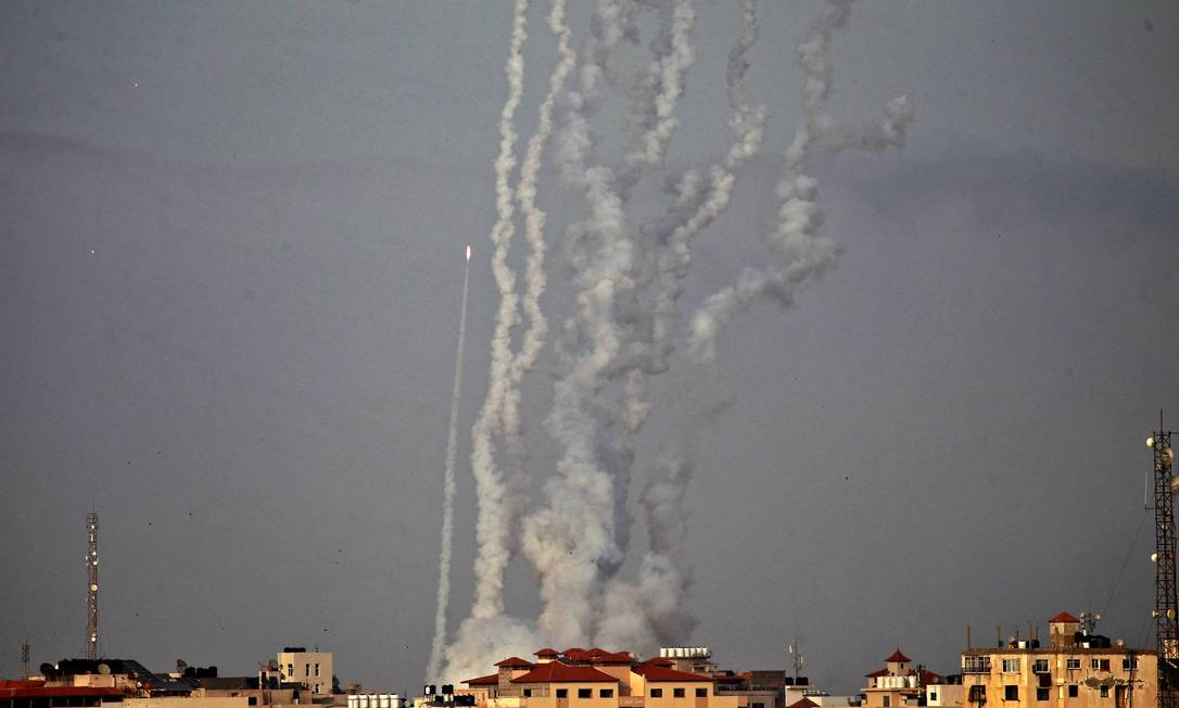 Hamas lança sete foguetes contra Israel após ultimato