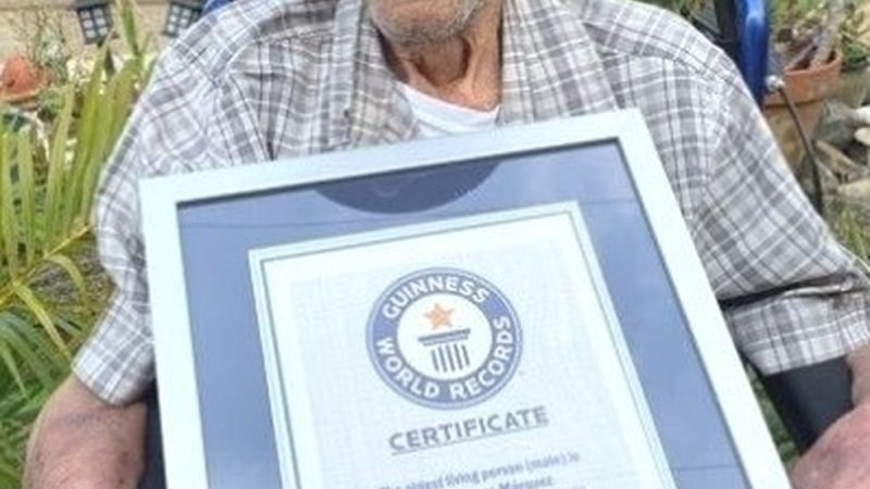 Porto-riquenho de 112 anos é eleito o homem mais velho do mundo