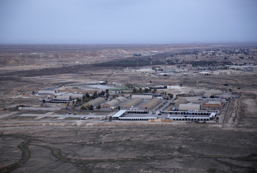 Foto aérea de 29 de dezembro 2019 da base aérea Ain al-Asad, no deserto de Anbar