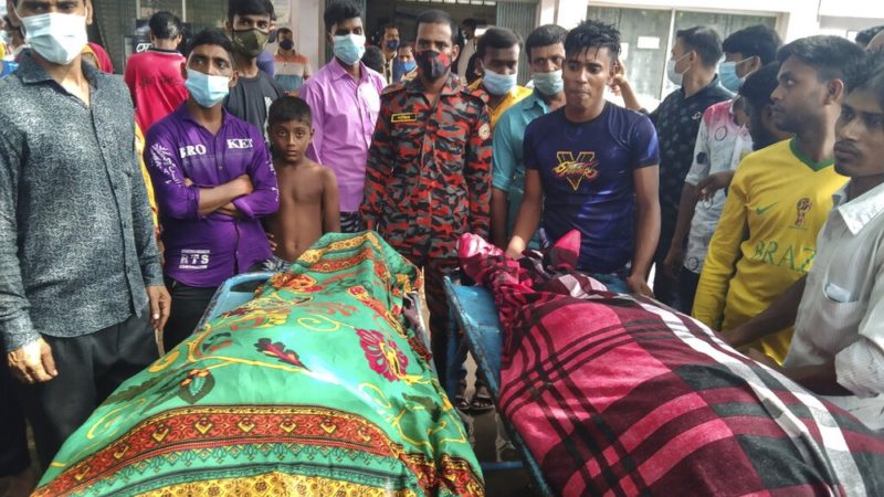 Raio mata 17 pessoas e deixa 14 feridos durante casamento em Bangladesh