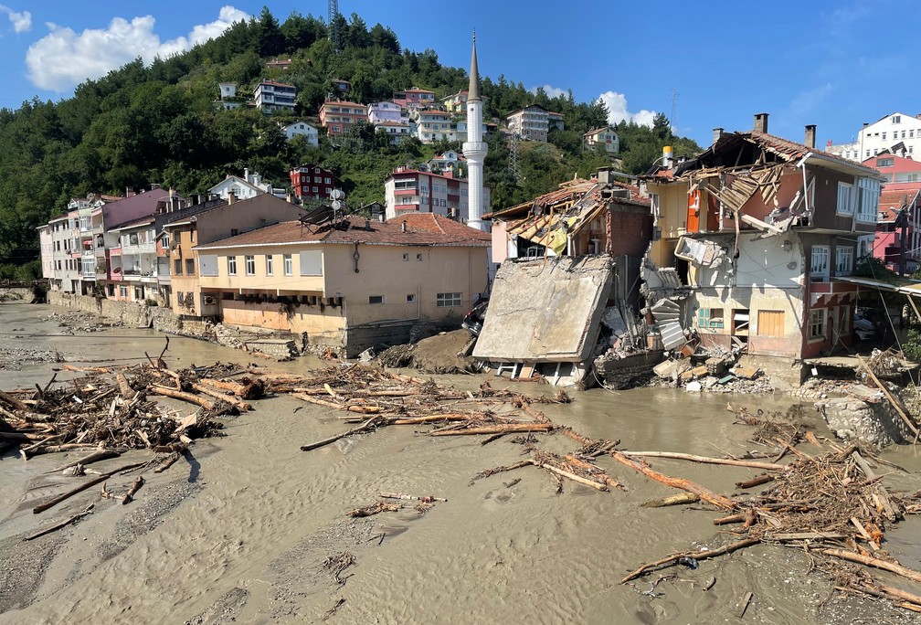 Enchentes na Turquia: sobe o número de mortes e desaparecidos