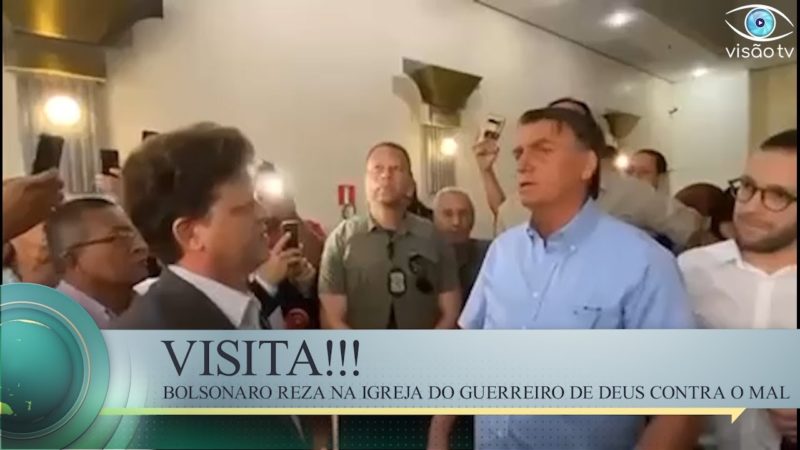 VISITA!!! Bolsonaro reza na igreja do guerreiro de Deus contra o mal.