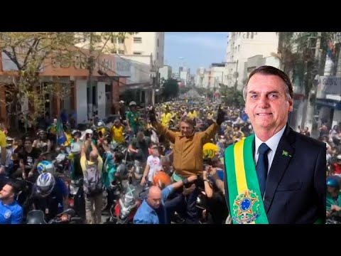“Eu vim de graça”, grita multidão para Bolsonaro, em cidade mineira