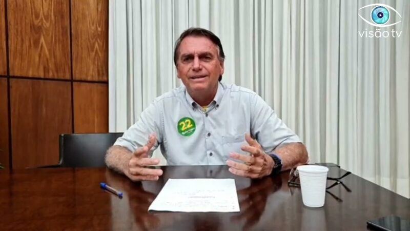 Bolsonaro acusa PT de fazer campanha com mentiras