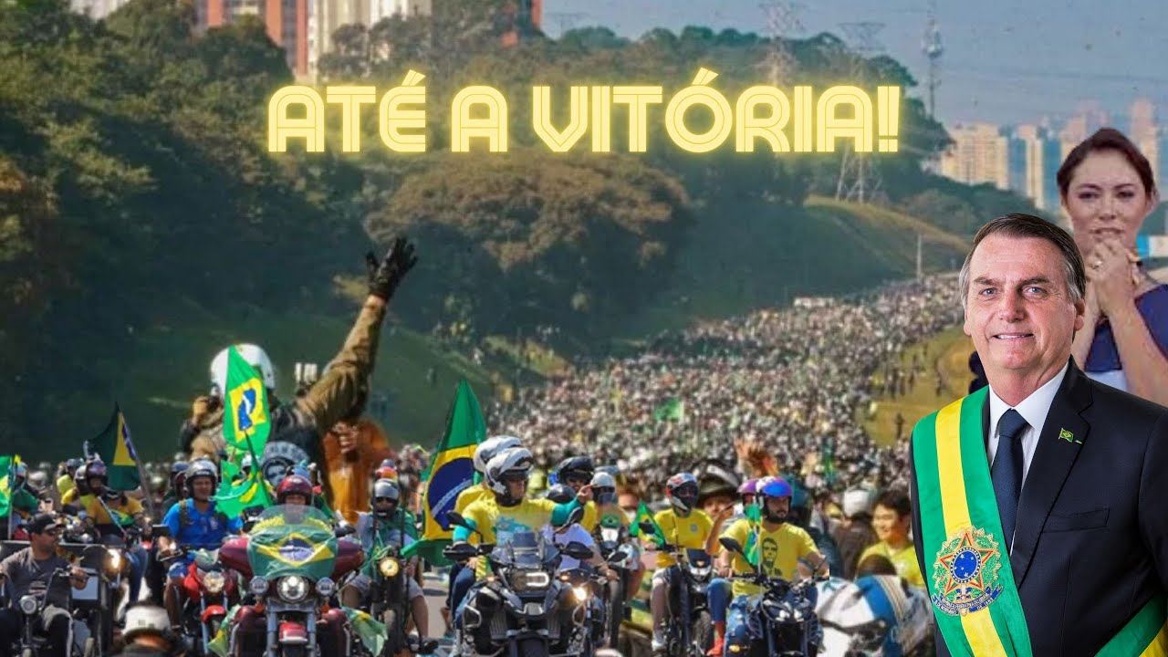 Último dia de campanha, Bolsonaro leva multidão às ruas de São Paulo