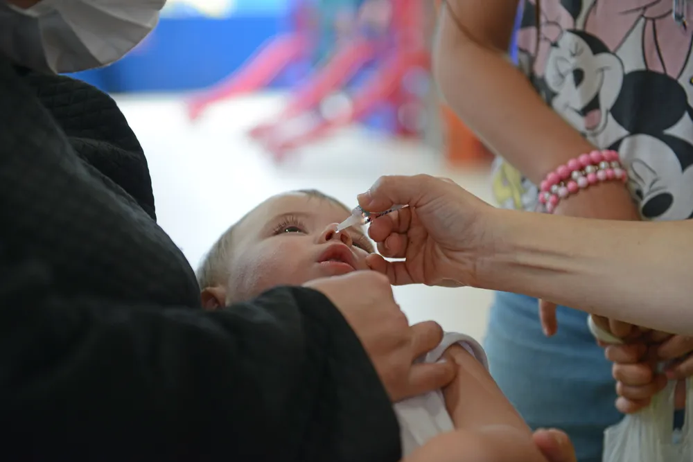 Ministério da Saúde irá substituir gotinha da vacina da poliomielite por dose injetável